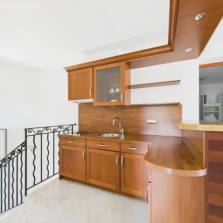 Aigue Marine Lejlighedshotel 3*