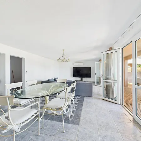Aigue Marine 3* Coti-Chiavari (Corsica)