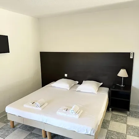 Aigue Marine Aparthotel