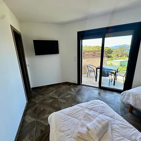 Aigue Marine Aparthotel 3*
