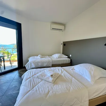 Aigue Marine Coti-Chiavari (Corsica)