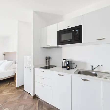 Aigue Marine 3* Coti-Chiavari (Corsica)