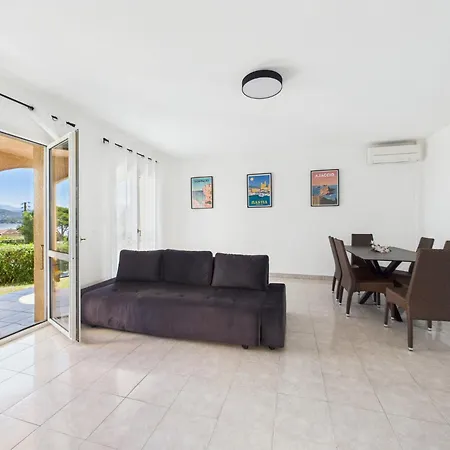 Lägenhetshotell Aigue Marine Coti-Chiavari (Corsica)